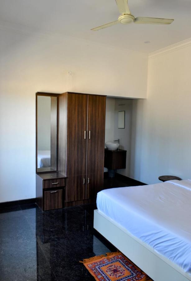 Dkv Beach View Bahur Exterior foto